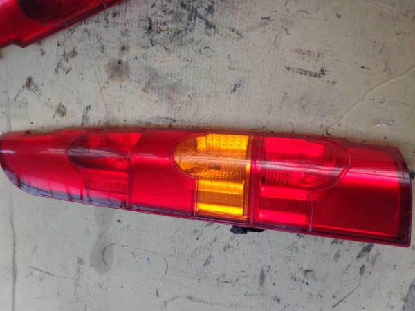 FEU ARRIERE GAUCHE RENAULT - Vue 1